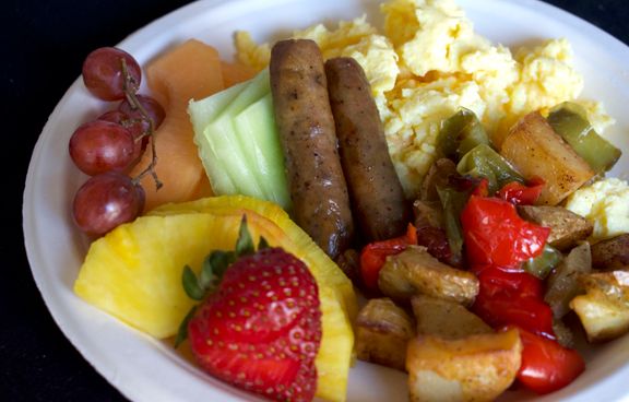 Best Practices and Tips when Ordering Hot Breakfast Buffet