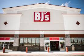 BJ's Wholesale Club Entertainer Platter with cheese and meats